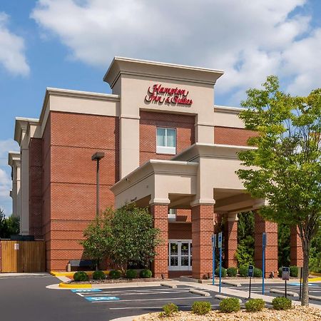 Hampton Inn & Suites Herndon-Reston Екстериор снимка