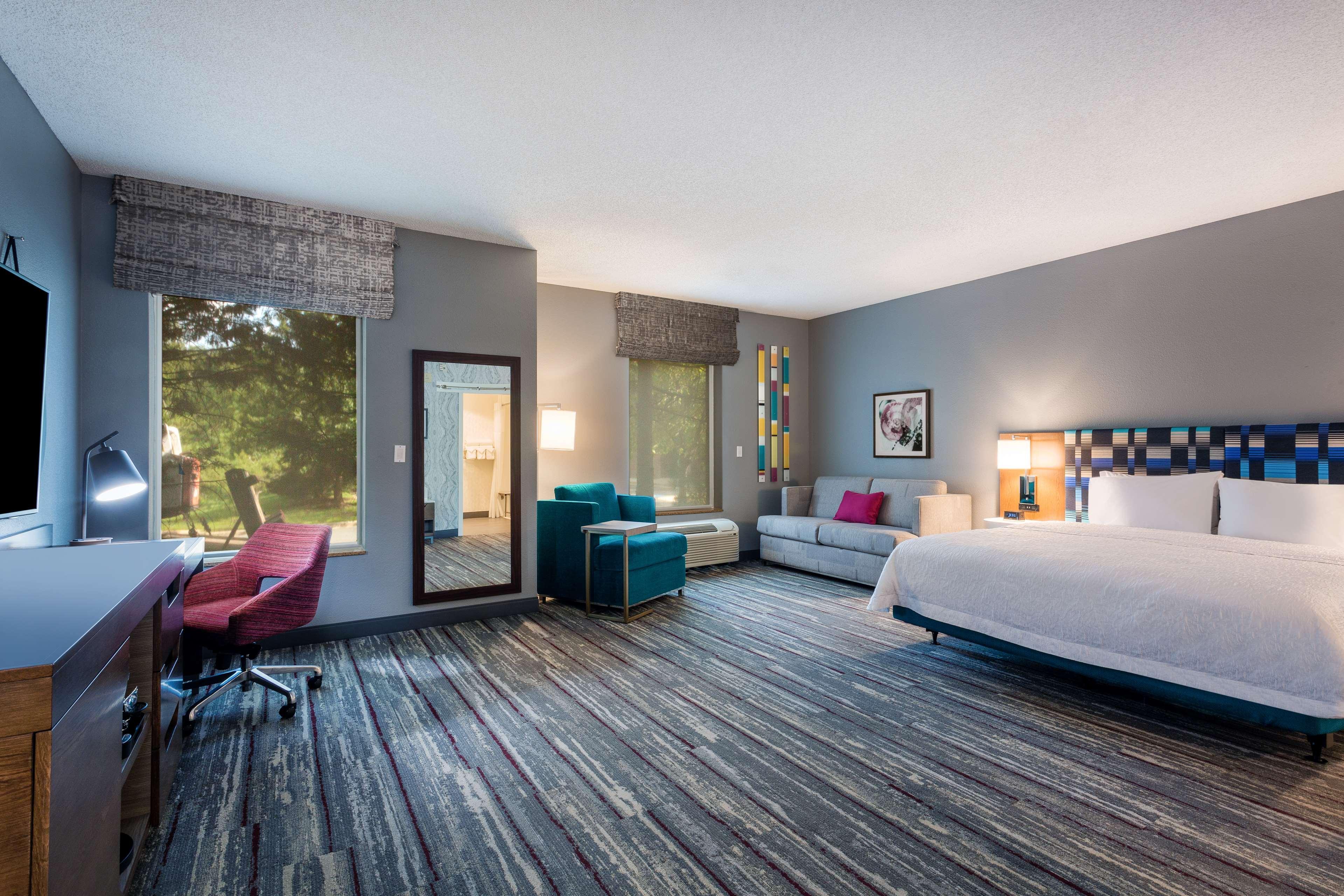 Hampton Inn & Suites Herndon-Reston Екстериор снимка