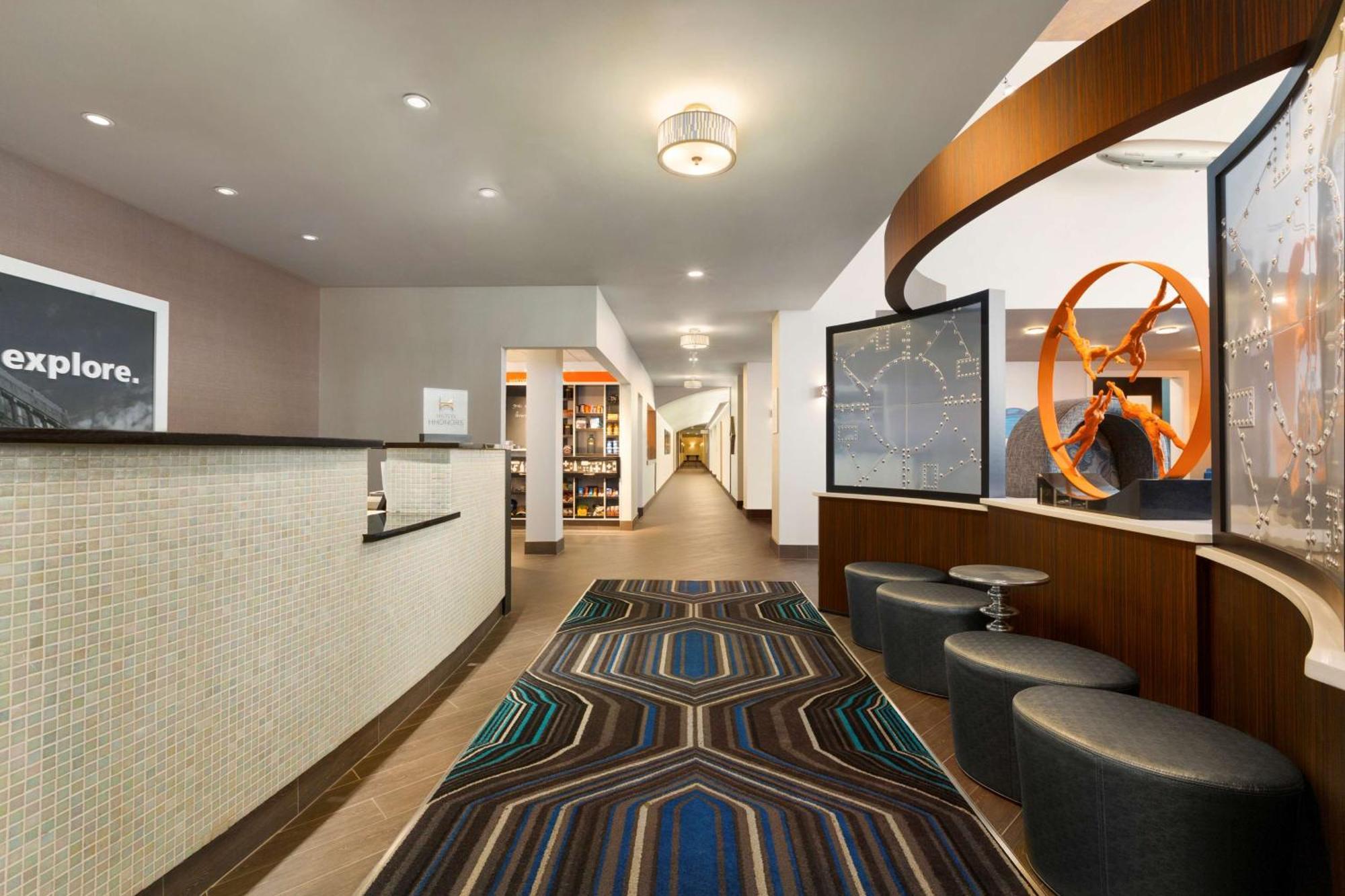 Hampton Inn & Suites Herndon-Reston Екстериор снимка