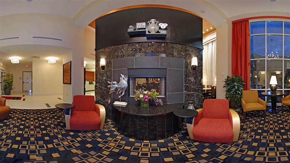 Hampton Inn & Suites Herndon-Reston Екстериор снимка
